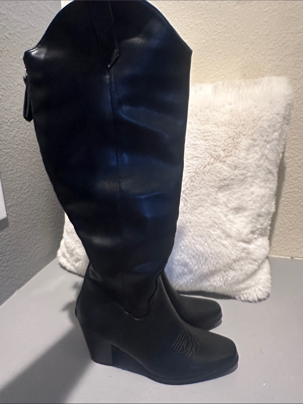 Black Women's Wide Calf Boot